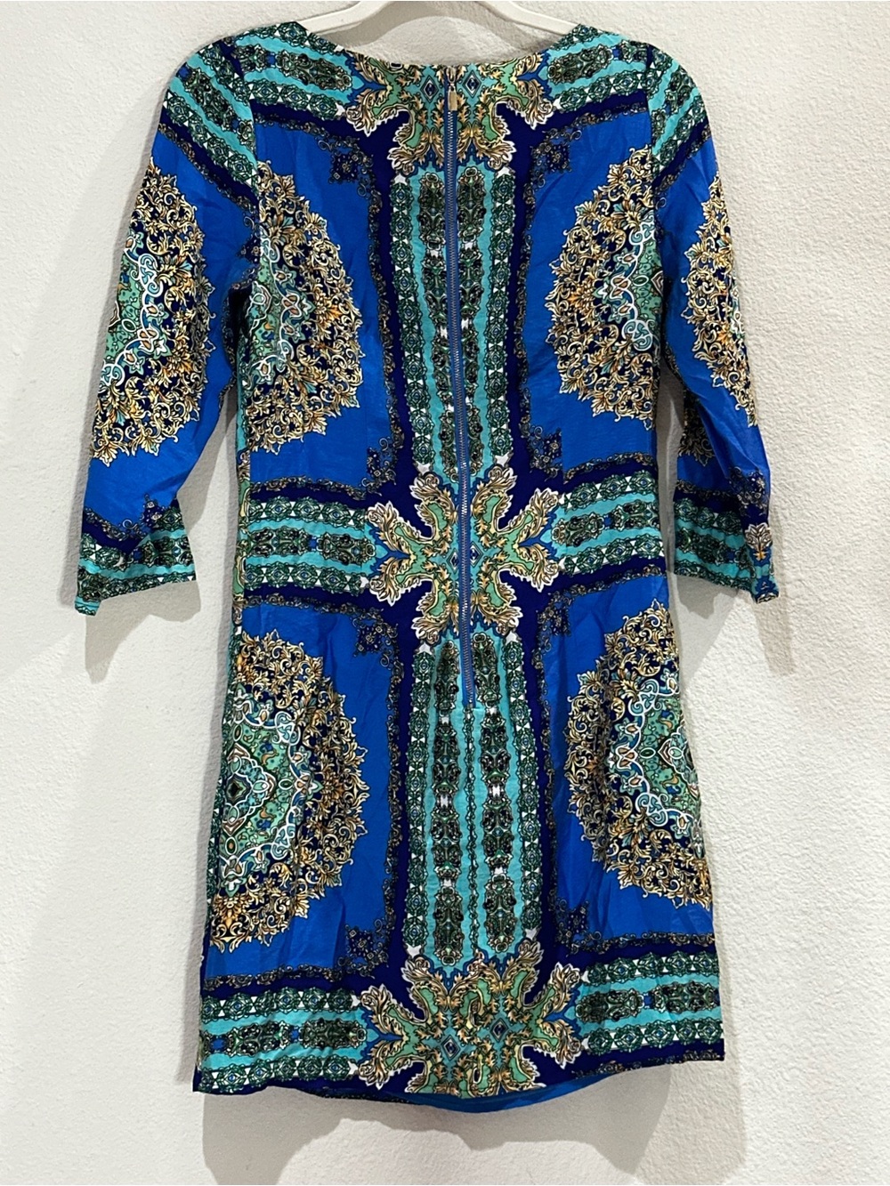 Blue Patterned Medallion Shift Dress / Laundry by Shelli Segal - Picture 4 of 8